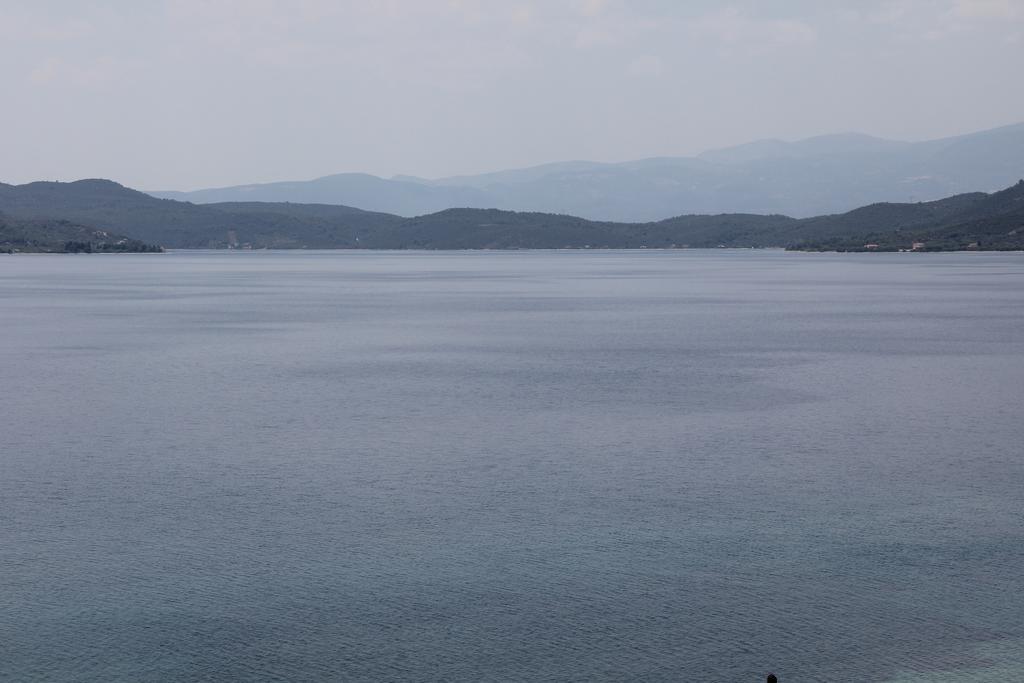 Valkaniotis Apartments Loutra Edipsou  Dış mekan fotoğraf